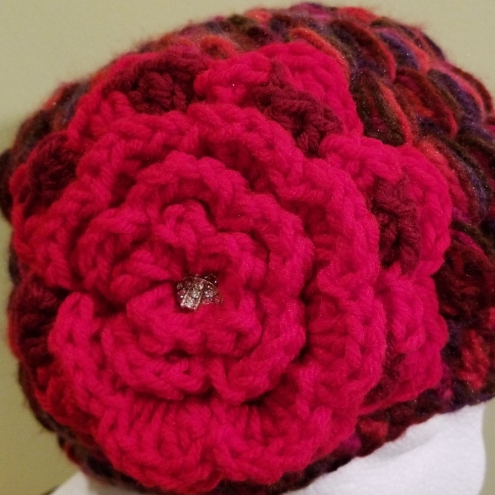 NEW HANDMADE CROCHET HAT - Picture 2 of 7